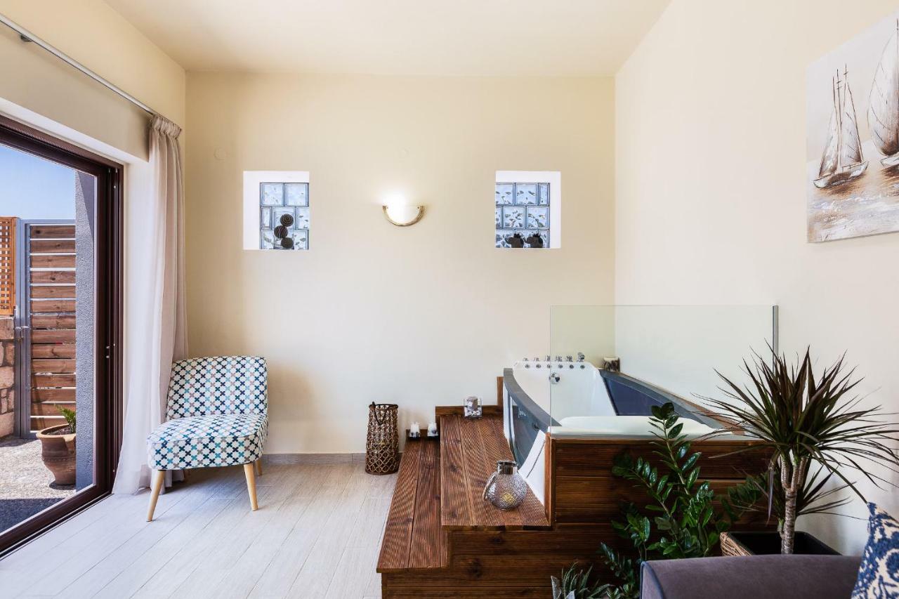 Istros Villas - With Pools, Bbq & Heated Spa Whirlpools, By Thinkvilla Korakiaí Εξωτερικό φωτογραφία